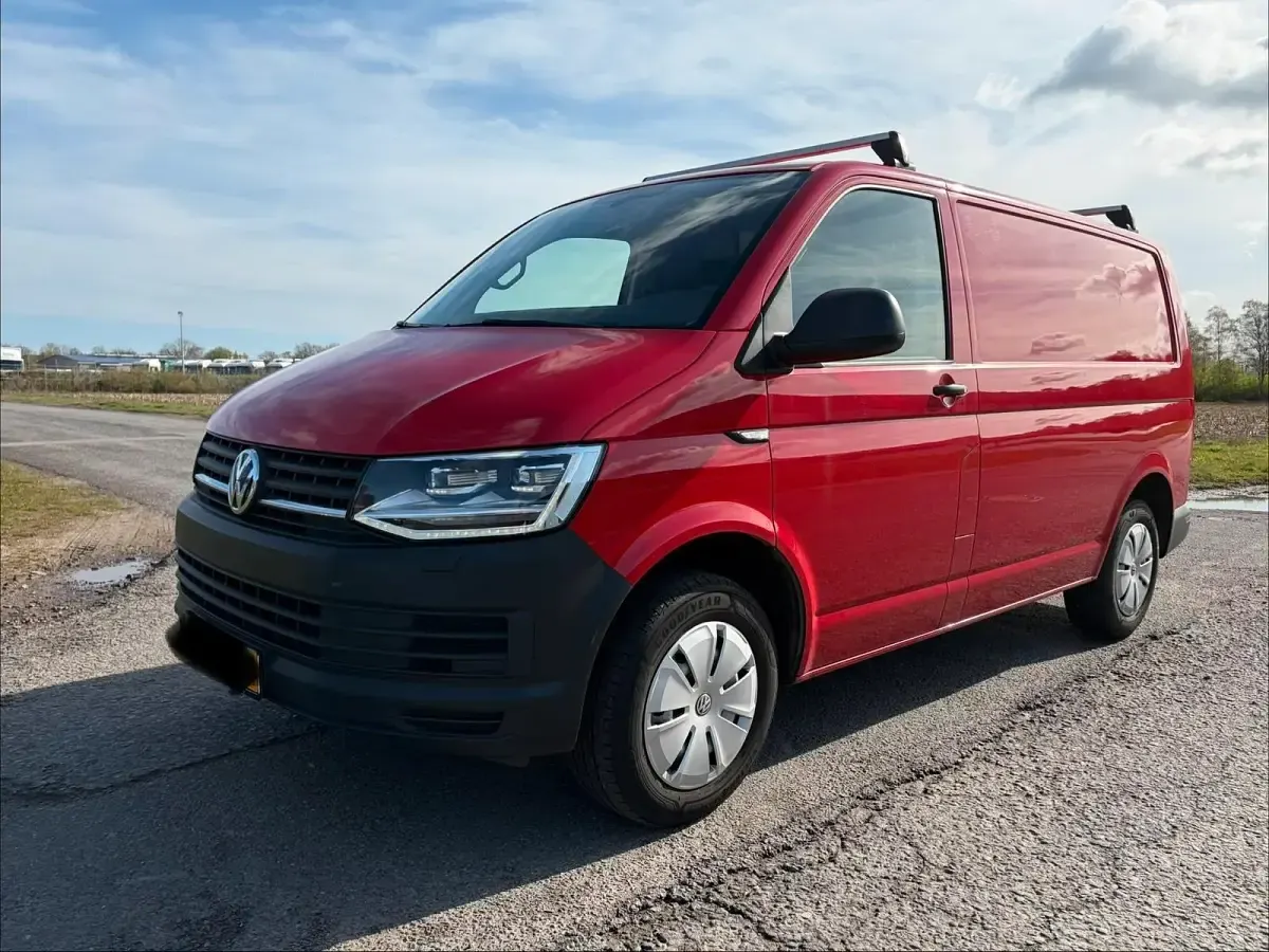 Usata VW Transporter 102 CV (75 kW) 2019 Rosso Furgone