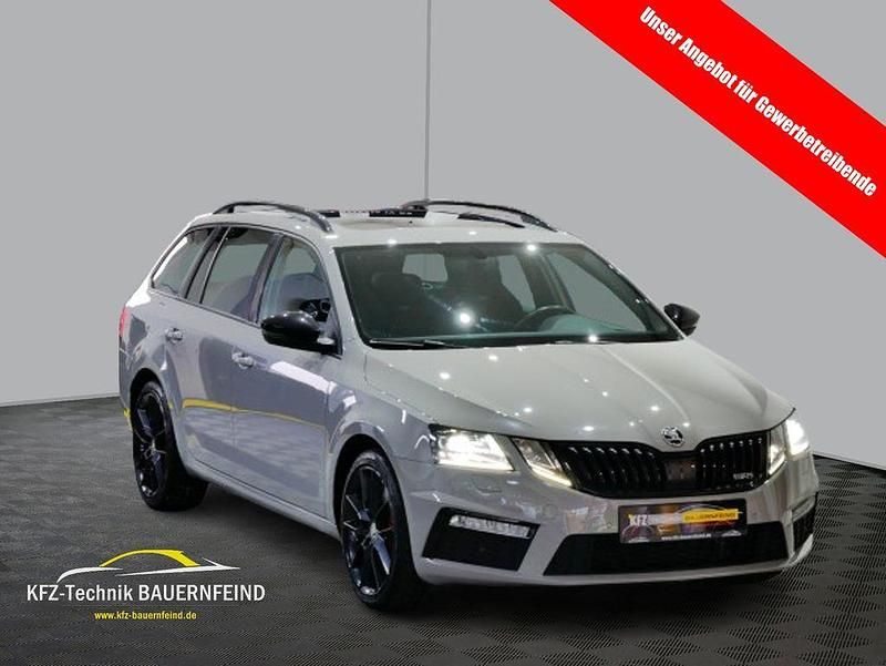 Grau Gebraucht 2018 Skoda Octavia RS Kombi | 17.990 € (Fairer Preis) - Bild 1/4