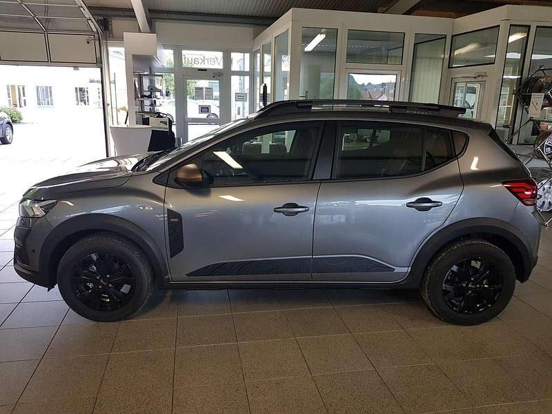 Gebraucht Dacia Sandero Extreme 101 PS (74 kW) 2025 Dolomitgrau metallic Kleinwagen