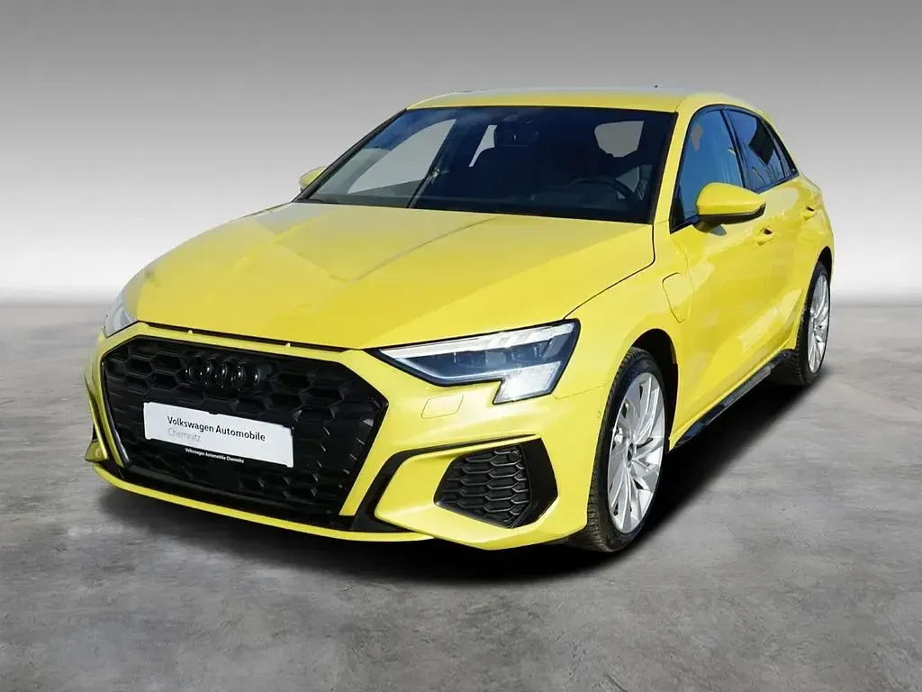 Gebraucht Audi A3 S-Line 245 PS (180 kW) 2021 Gelb Limousine