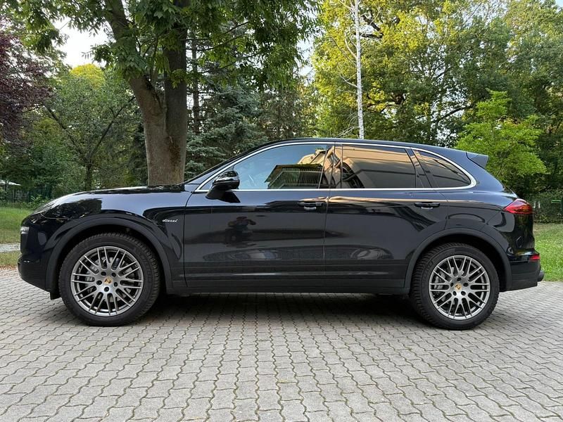 Schwarz Gebraucht 2017 Porsche Cayenne S SUV | 50.911 € - Bild 1/4