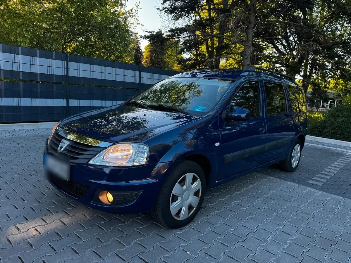 Usata Dacia Logan 75 CV (55 kW) 2009 Blu Station wagon