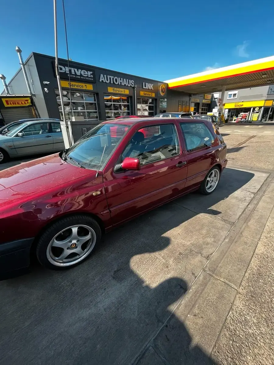 Gebraucht VW Golf III 75 PS (55 kW) 1997 Andere farben