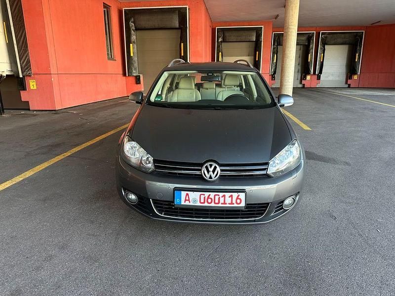 Grau Gebraucht 2012 VW Golf VI Highline Kombi | 3.950 € (Fairer Preis) - Bild 1/4