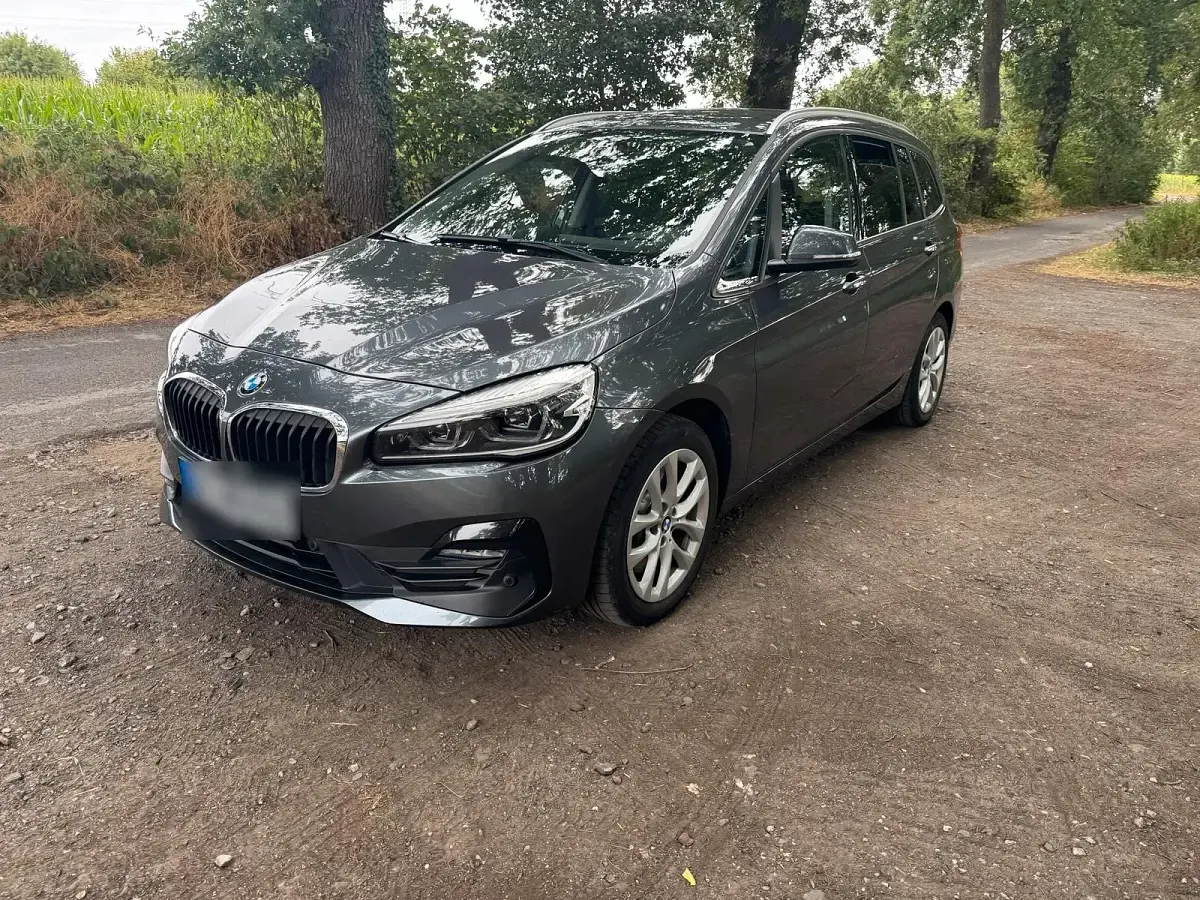 Gebraucht BMW 218 Gran Tourer Advantage 150 PS (110 kW) 2021 Andere farben Van / Kleinbus