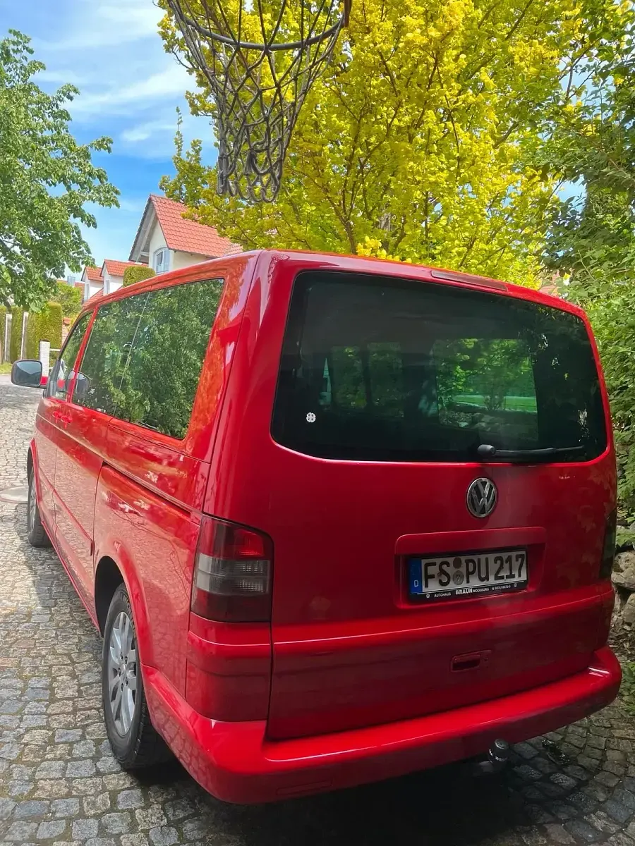Gebraucht VW T5 131 PS (96 kW) 2003 Rot Van
