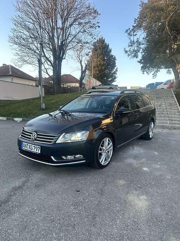 Gebraucht VW Passat Highline 170 PS (125 kW) 2012 Kombi