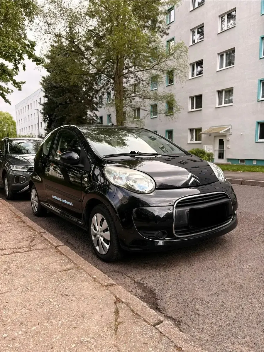 Gebraucht Citroën C1 68 PS (50 kW) 2009 Schwarz Kleinwagen