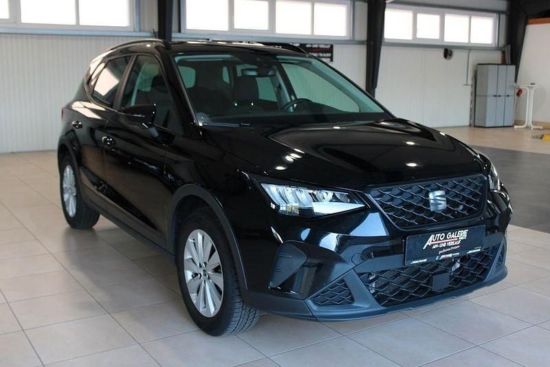 Midnightschwarz Gebraucht 2024 Seat Arona Style SUV | 18.440 € (Guter Preis) - Bild 1/4