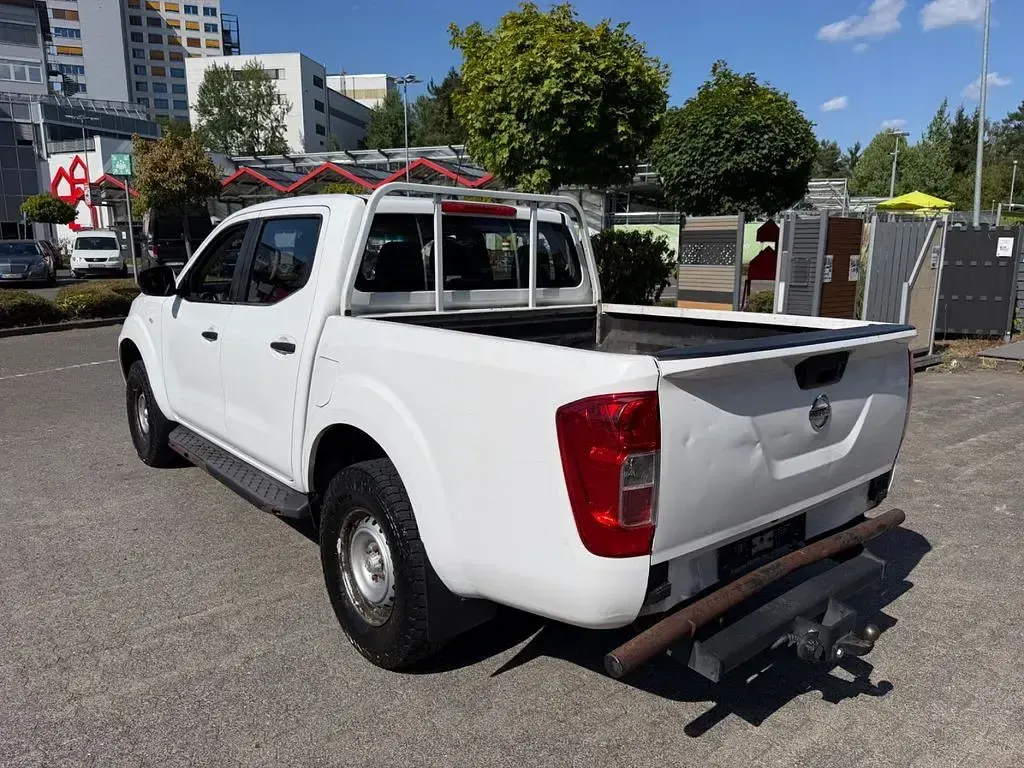 Gebraucht Nissan Navara 163 PS (119 kW) 2017 Weiß Pickup