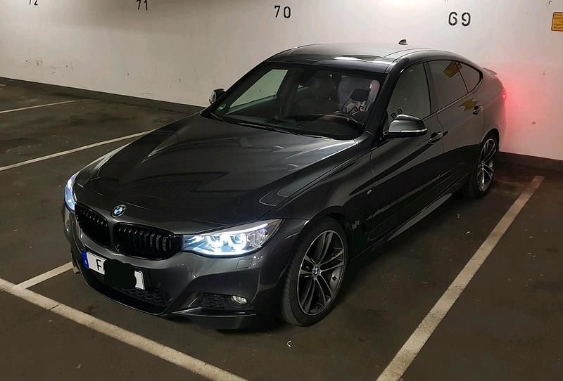 Grau Gebraucht 2014 BMW 320 Gran Turismo M Sport Limousine | 16.500 € (Teuer) - Bild 1/4