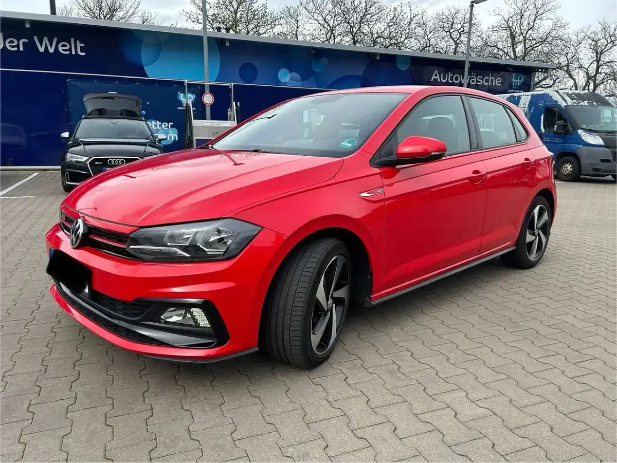 Gebraucht VW Polo Beats 200 PS (147 kW) 2019 Flashrot Kleinwagen