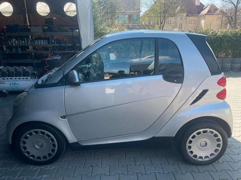 Gebraucht Smart ForTwo Coupé 71 PS (52 kW) 2010 Grau Coupé