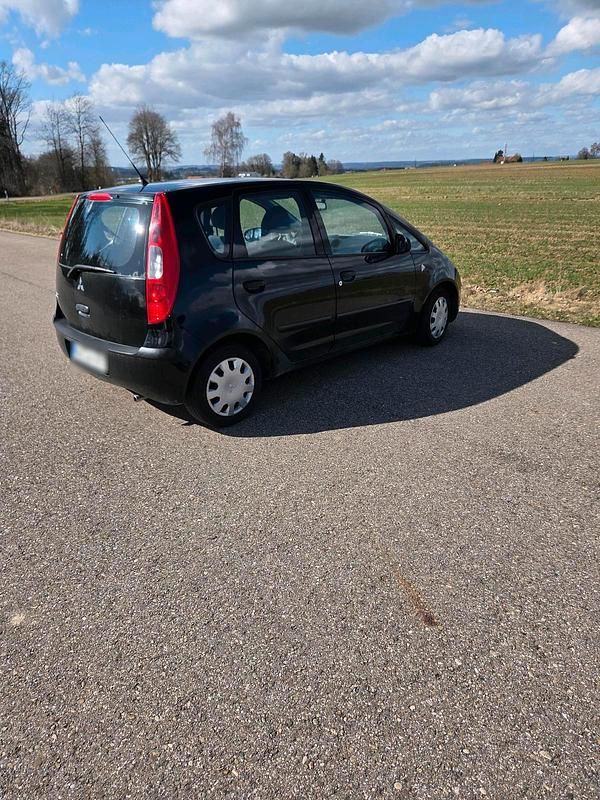 Gebraucht Mitsubishi Colt 75 PS (55 kW) 2006 Schwarz Kleinwagen