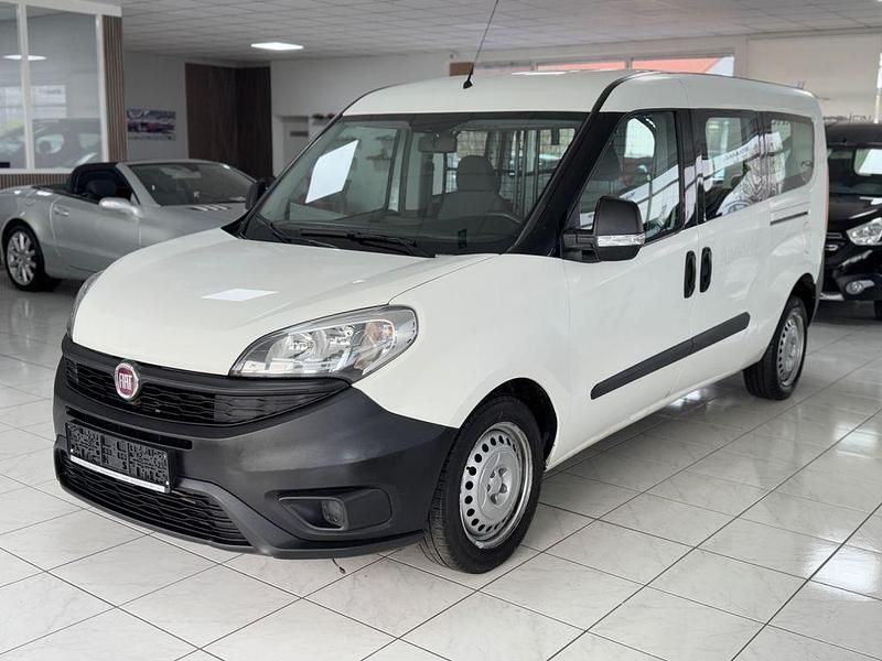 Gebraucht Fiat Doblò Basis 95 PS (69 kW) 2017 Weiß Van / Kleinbus