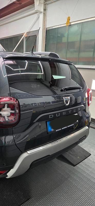Gebraucht Dacia Duster 114 PS (83 kW) 2019 Grau SUV