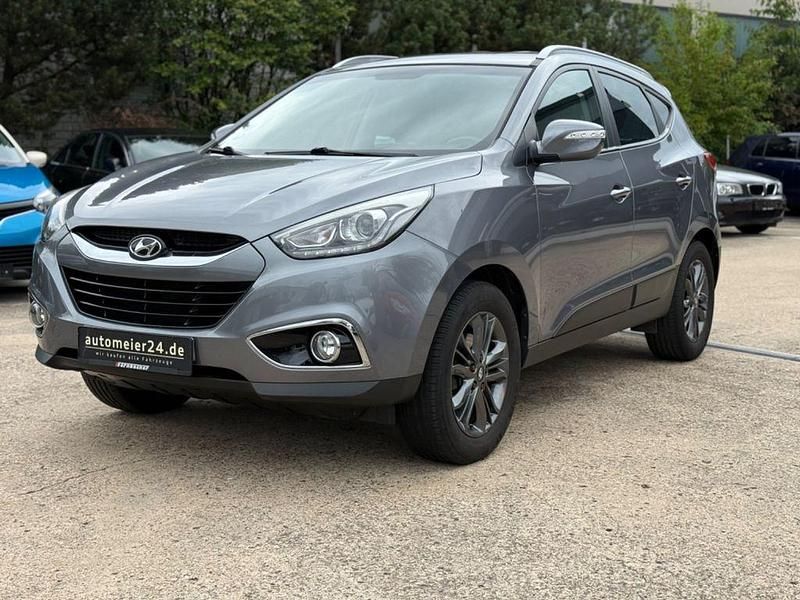 Grau Gebraucht 2015 Hyundai ix35 Trend SUV | 8.490 € (Fairer Preis) - Bild 1/4