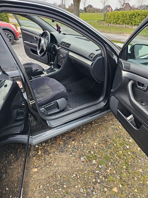 Gebraucht Audi A4 163 PS (119 kW) 2002 Schwarz Kombi