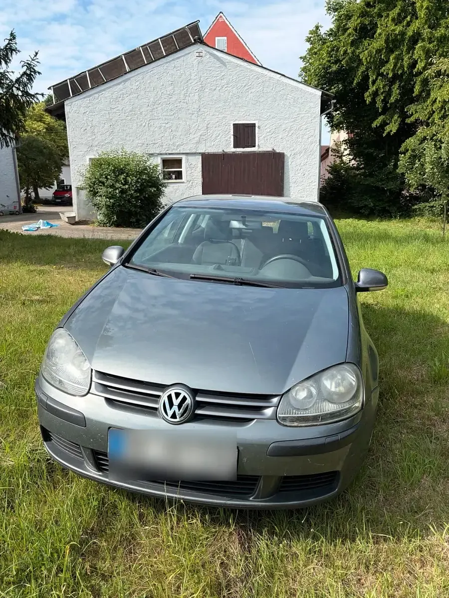 Gebraucht VW Golf V 75 PS (55 kW) 2004 Grau Kleinwagen