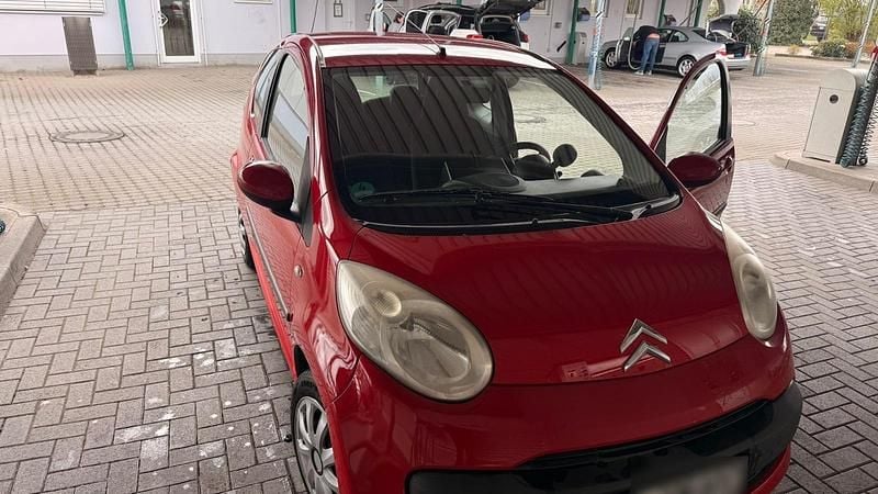 Gebraucht Citroën C1 68 PS (50 kW) 2008 Rot Kleinwagen
