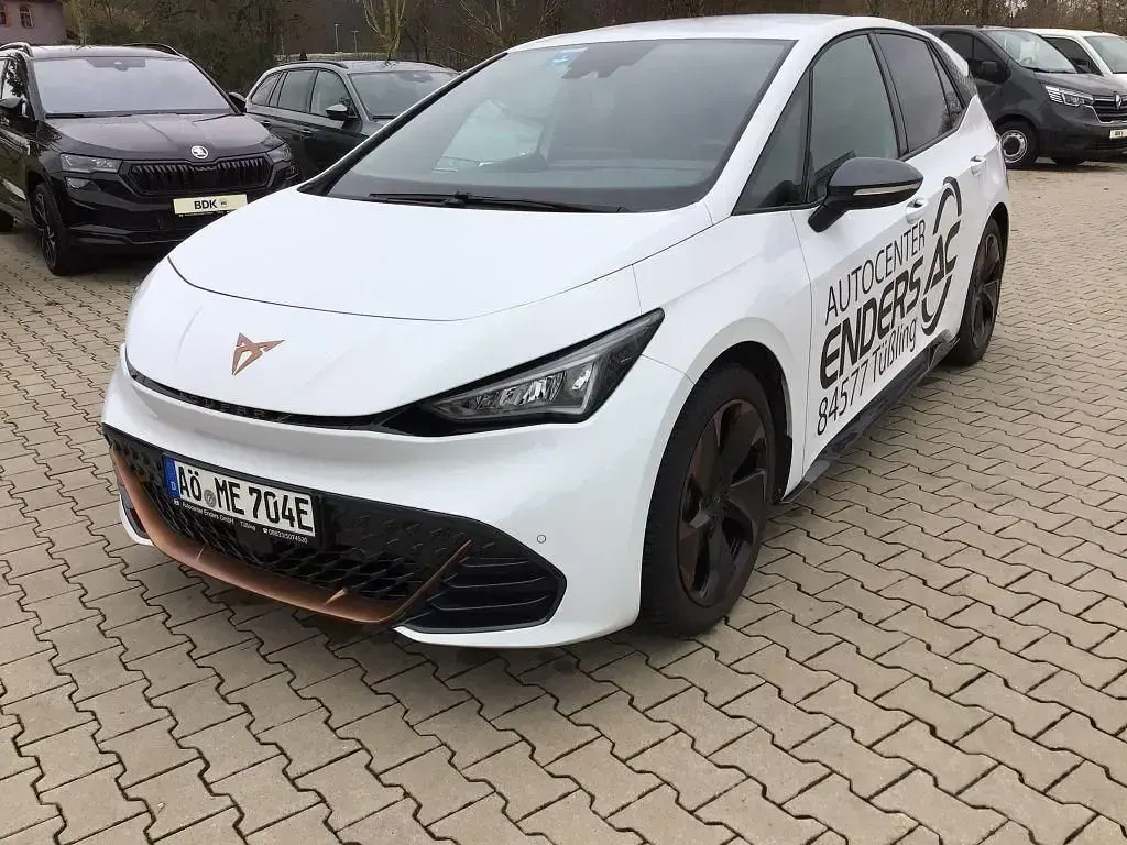 Second-hand Cupra Born 150 kW (204 CP) 2022 Alb Hatchback