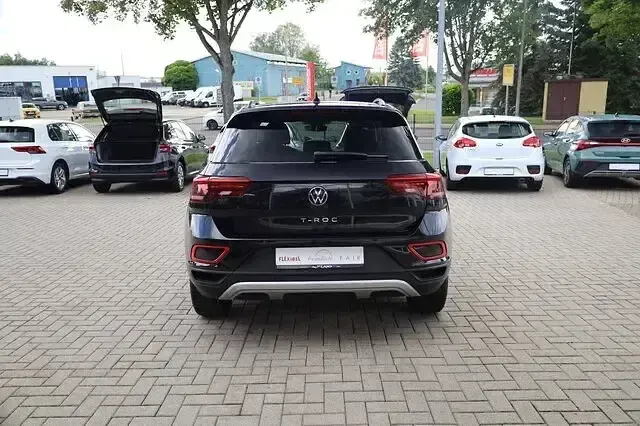 Gebraucht VW T-Roc 110 PS (80 kW) 2023 Schwarz SUV