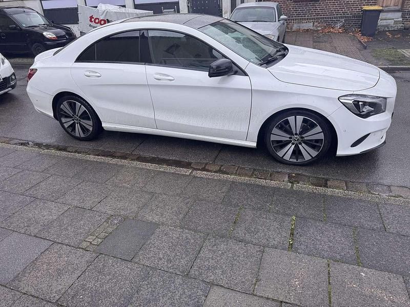 Gebraucht Mercedes CLA180 122 PS (89 kW) 2018 Limousine