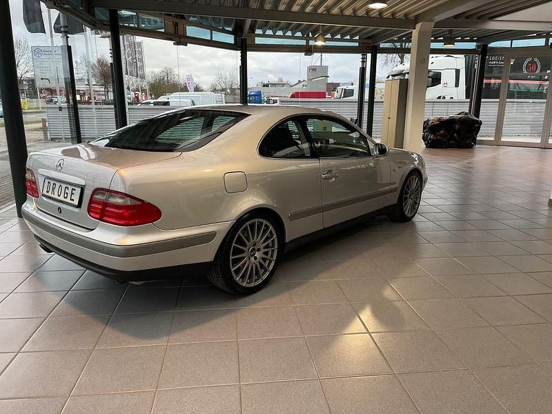 Gebraucht Mercedes CLK430 Elegance 279 PS (205 kW) 1999 Silber Coupé