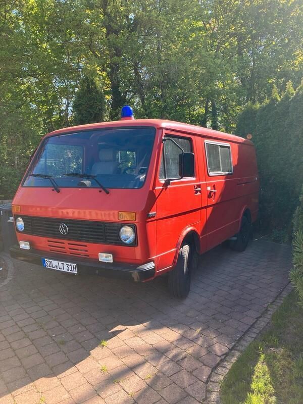 Rot Gebraucht 1985 VW LT Van / Kleinbus | 10.500 € - Bild 1/4