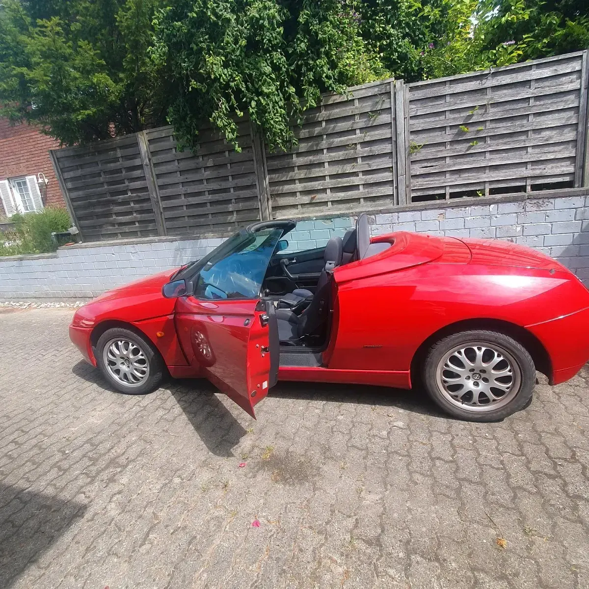 Gebraucht Alfa Romeo Spider 130 PS (95 kW) 1998 Rot Cabrio