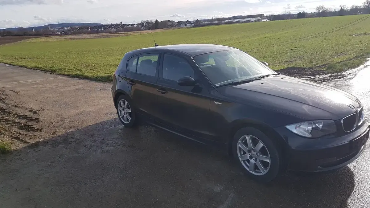Gebraucht BMW 116 Efficient Dynamics 116 PS (85 kW) 2008 Schwarz Kleinwagen