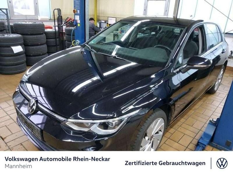 Gebraucht VW Golf VIII Style 150 PS (110 kW) 2022 Schwarz Limousine