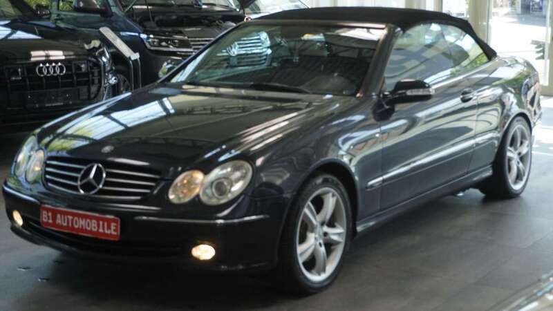 Schwarz Gebraucht 2003 Mercedes CLK200 Cabrio | 5.491 € (Fairer Preis) - Bild 1/4