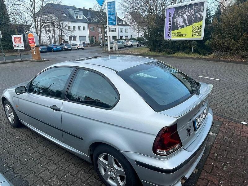 Gebraucht BMW 316 116 PS (85 kW) 2005 Silber Limousine