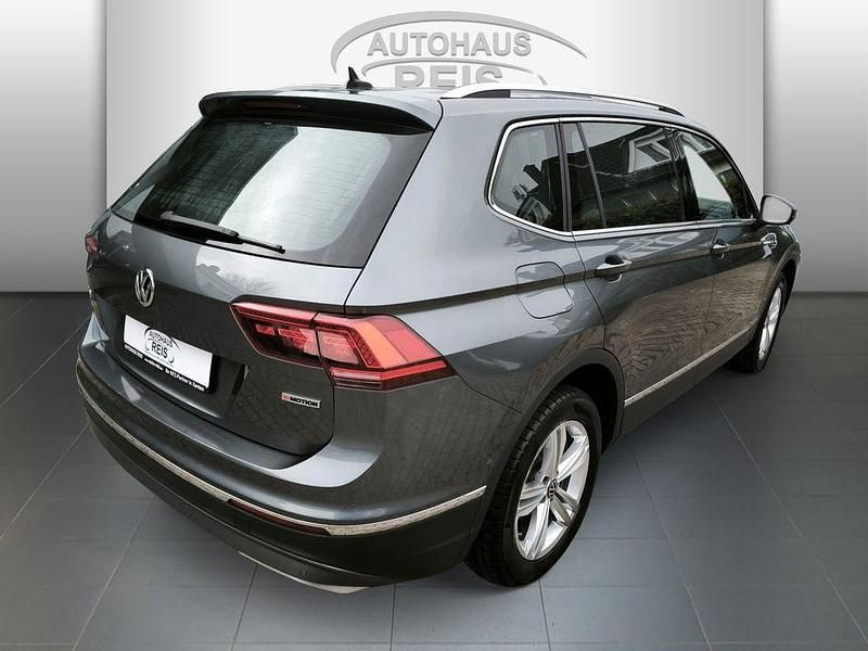 Gebraucht VW Tiguan Allspace Highline 200 PS (147 kW) 2021 Grau SUV