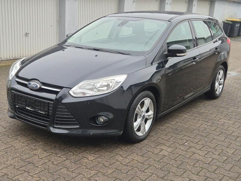Gebraucht Ford Focus SYNC Edition 140 PS (102 kW) 2014 Schwarz Kombi