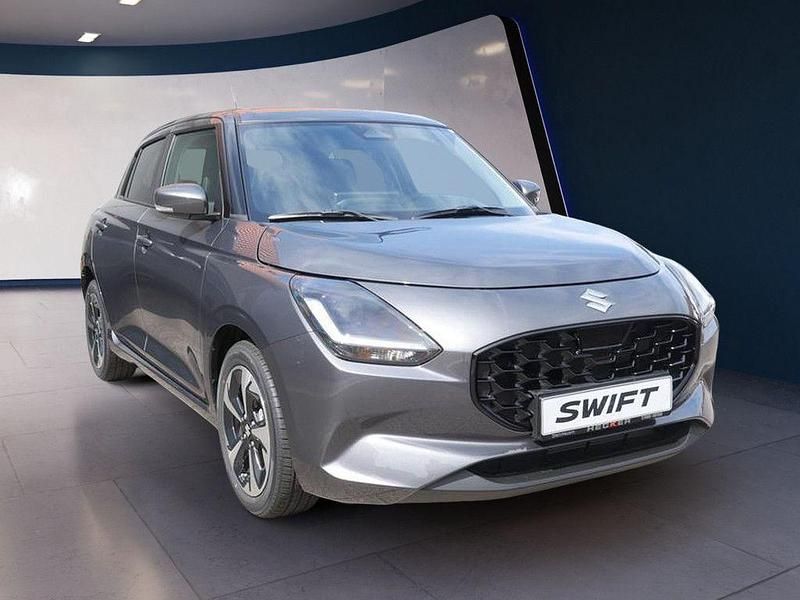Neu Suzuki Swift Comfort+ 83 PS (61 kW) 2025 Grau Limousine