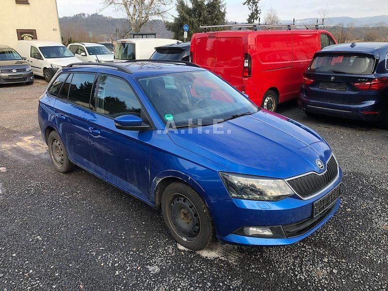 Gebraucht Skoda Fabia Drive 110 PS (80 kW) 2017 Blau Kombi