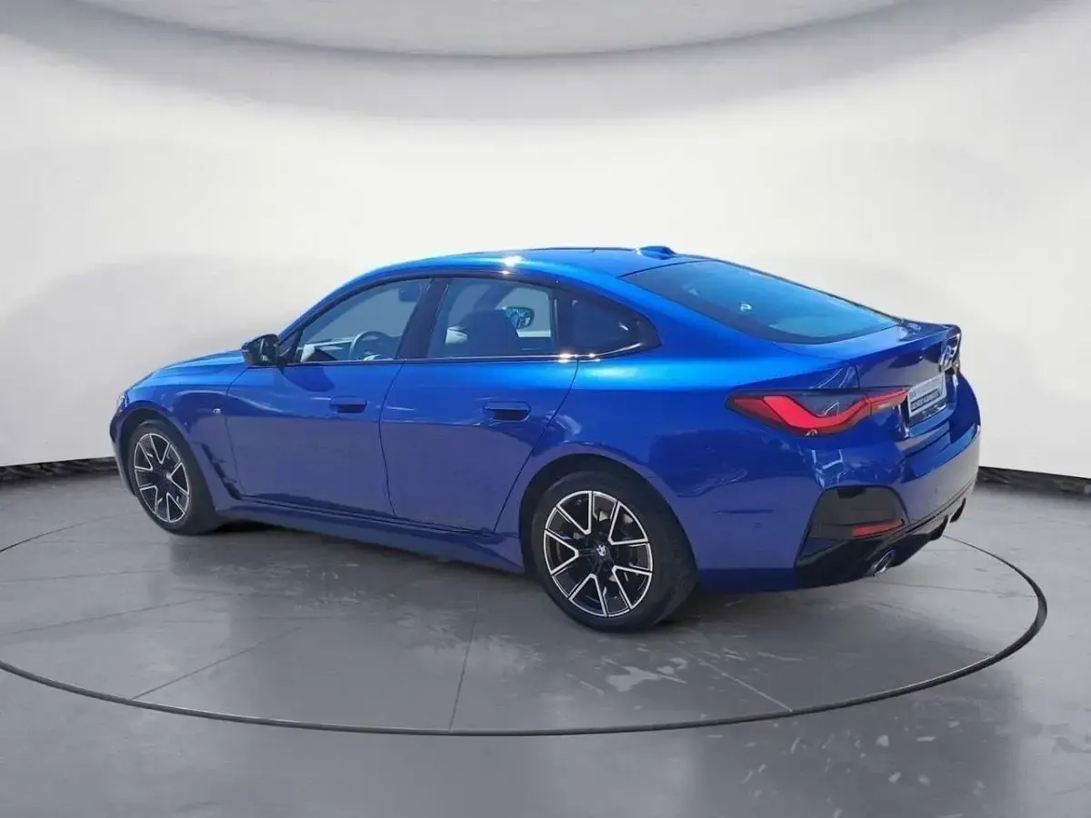 Gebraucht BMW 420 Coupé M Sport 184 PS (135 kW) 2025 Portimao blau metallic Coupé