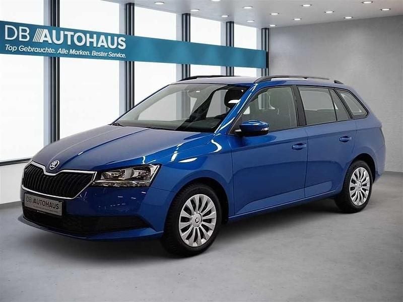 Blau Gebraucht 2022 Skoda Fabia Ambition Kombi | 13.990 € (Fairer Preis) - Bild 1/4