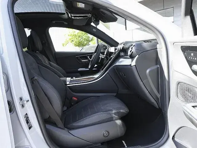 Gebraucht Mercedes GLC450 AMG 367 PS (269 kW) 2025 Manufaktur lack manufaktur alp Coupé