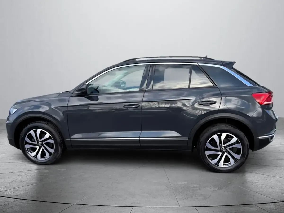 Usata VW T-Roc Active 116 CV (85 kW) 2021 Grigio SUV