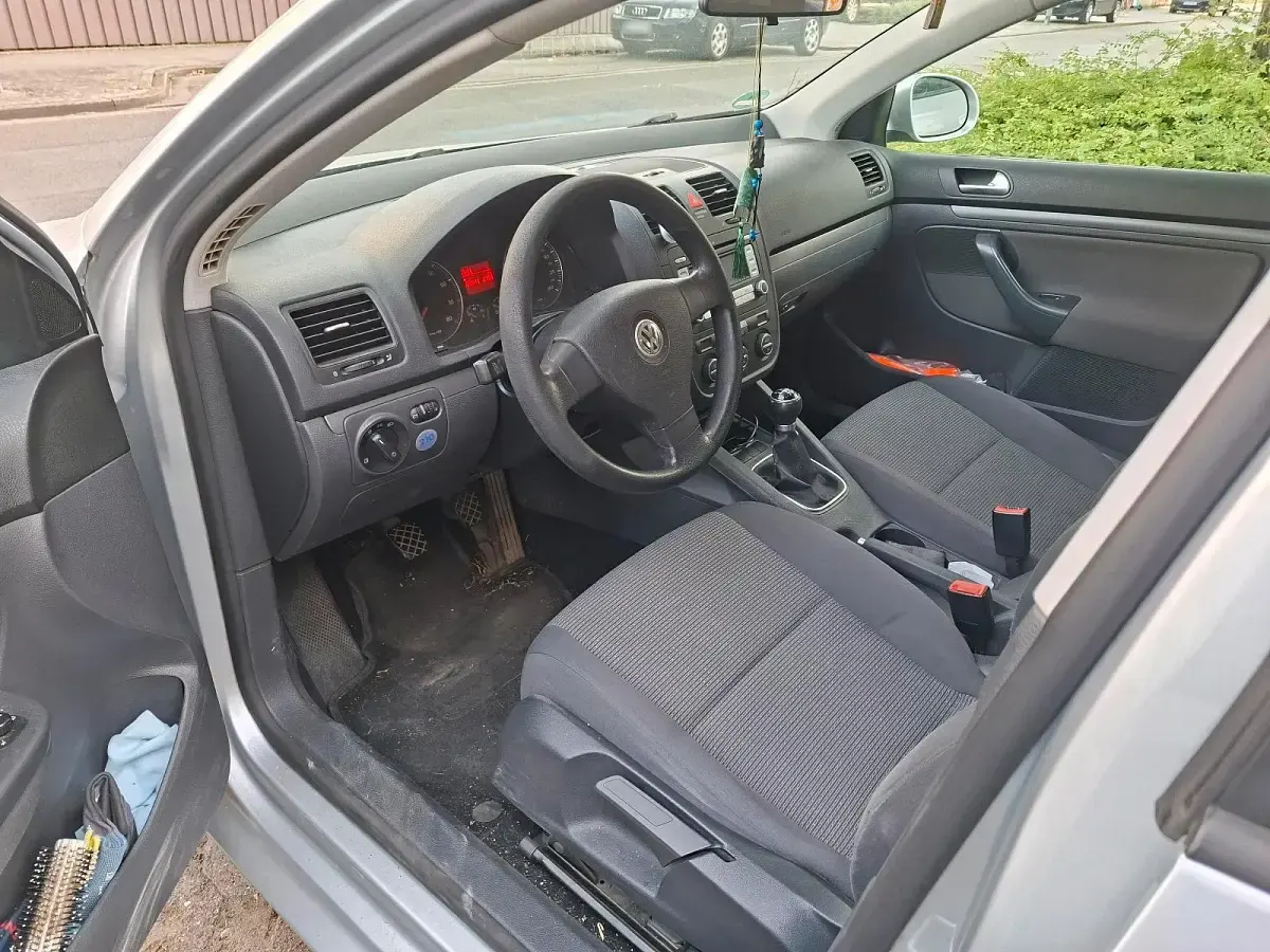 Gebraucht VW Golf VI 102 PS (75 kW) 2008 Silber Kleinwagen