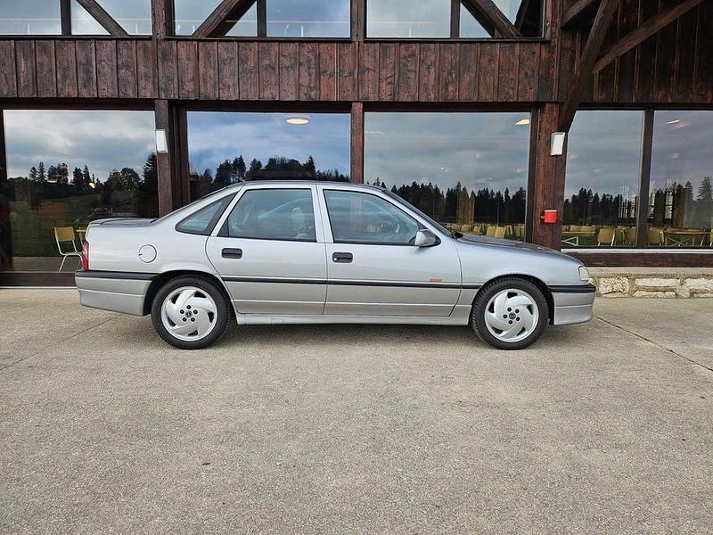 Gebraucht Opel Vectra 204 PS (150 kW) 1993 Grau Limousine