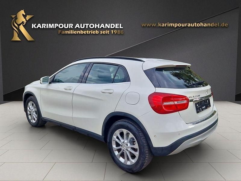 Gebraucht Mercedes GLA220 170 PS (125 kW) 2014 Weiß SUV