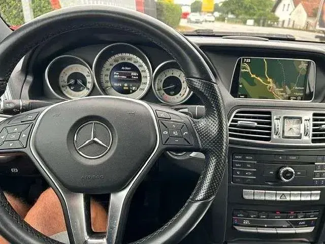 Gebraucht Mercedes E250 Sport 211 PS (155 kW) 2016 Silber Cabrio