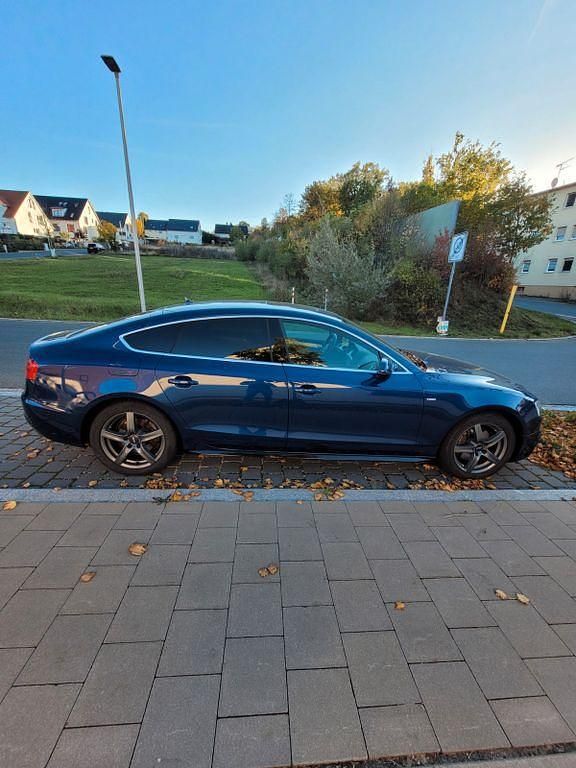 Gebraucht Audi A5 Sportback S-Line 224 PS (164 kW) 2015 Blau Kleinwagen