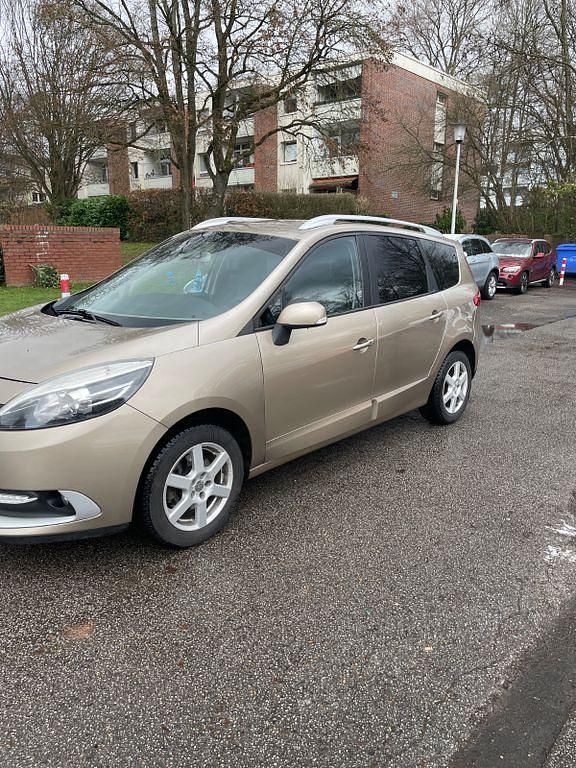 Gebraucht Renault Grand Scénic III Initiale Paris 110 PS (80 kW) 2014 Beige Van / Kleinbus