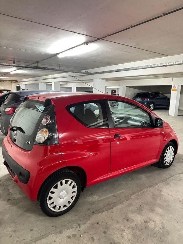 Gebraucht Citroën C1 70 PS (51 kW) 2006 Rot Kleinwagen