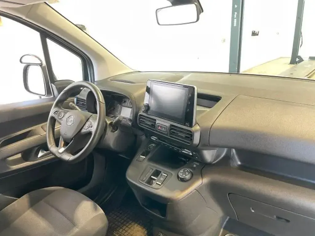 Gebraucht Opel Combo-e Life 100 kW (136 PS) 2023 Weiss Van